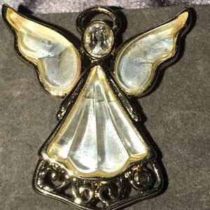 Large angel with crystal face &abalone look Wings